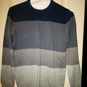 Blue and Gray Color-Block Sweater Crew Neck